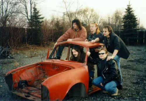 Za zkušebnou / únor 1999
