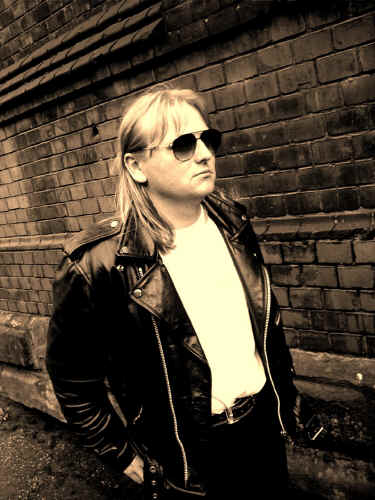 Promo fotografie k CD Nezvěstná / říjen 2001