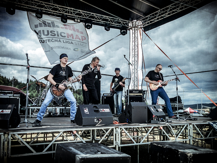 Basinfirefest ve Spáleném Poříčí / červenec 2017