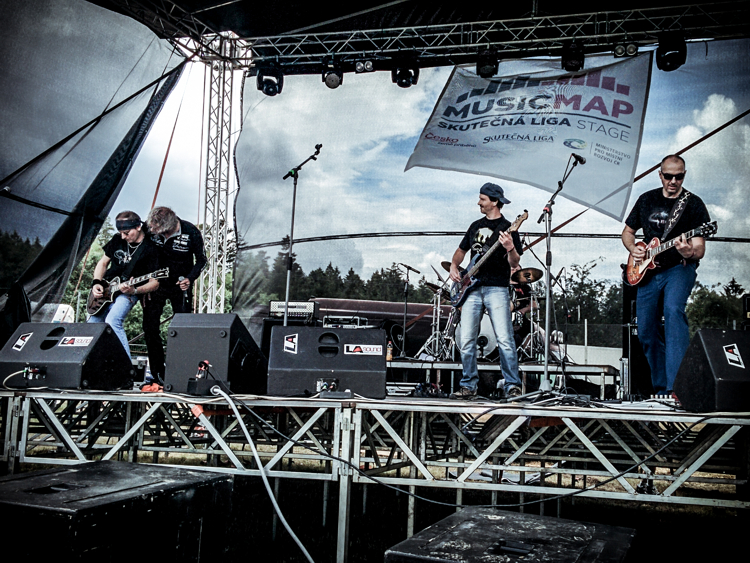 Basinfirefest ve Spáleném Poříčí / červenec 2017
