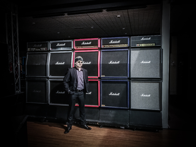 Na návštěvě v Marshall Amps v Milton Keynes, Anglie / leden 2018